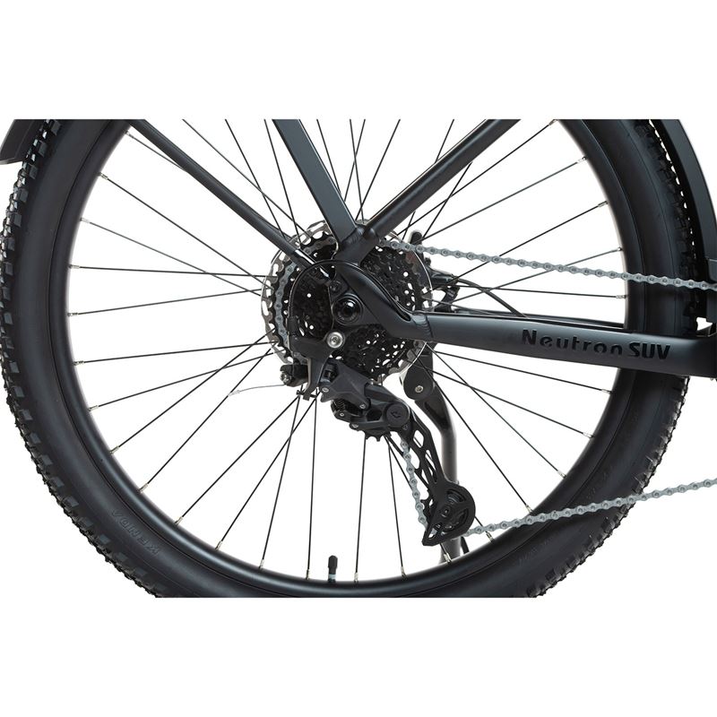 Momas Neutron Elite+ SUV