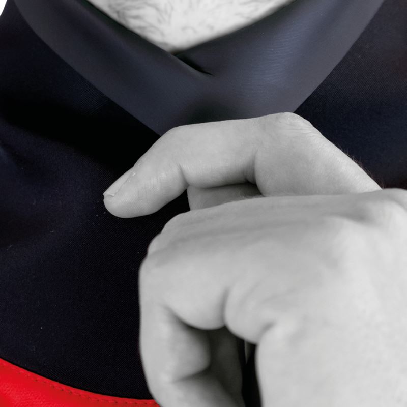 SurPlus torrdr&#228;kt fr&#229;n Sandiline - R&#246;d/Svart