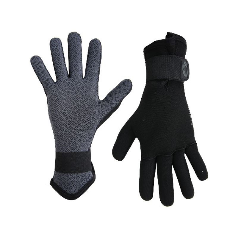typhoon-crop-1500x1500_quantrum3glove1.jpg